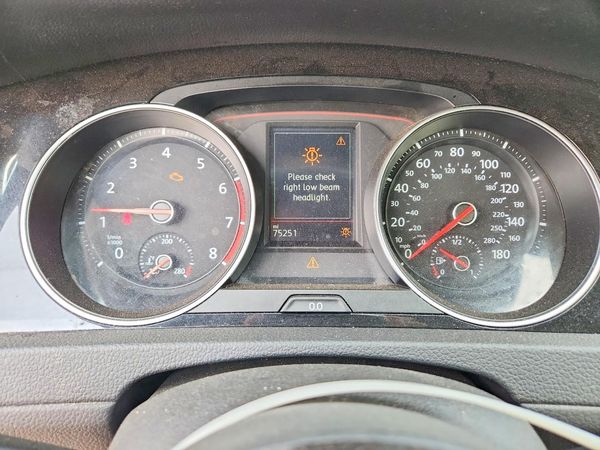 2021 VOLKSWAGEN GTI S / SE / Autobahn