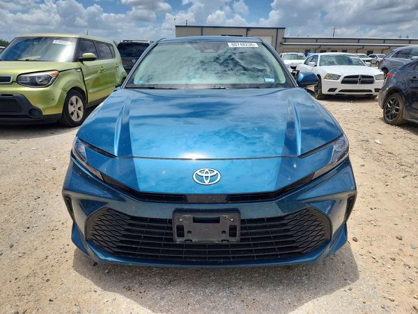 2025 TOYOTA CAMRY