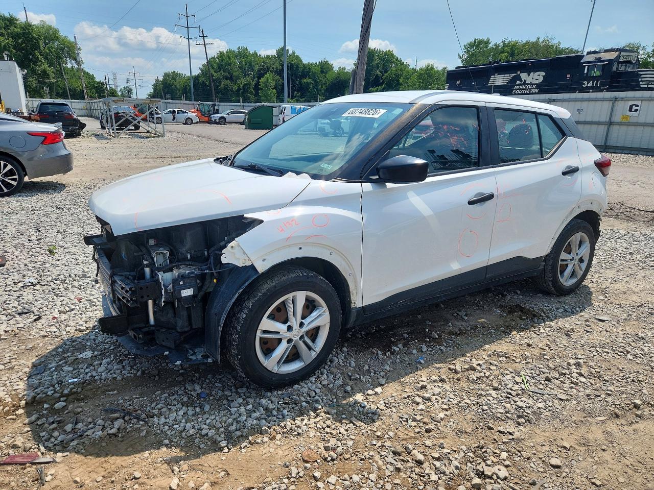 2021 NISSAN KICKS