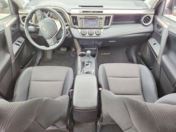 2015 TOYOTA RAV4 LE (X Grade)