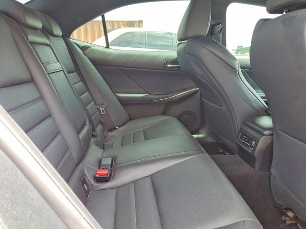 2016 LEXUS IS