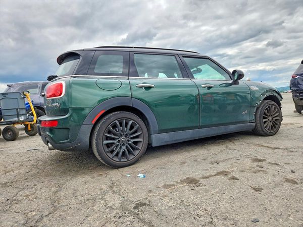 2017 MINI COOPER