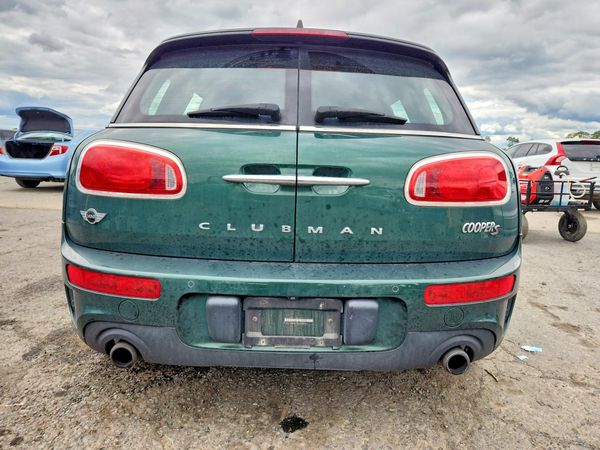 2017 MINI COOPER