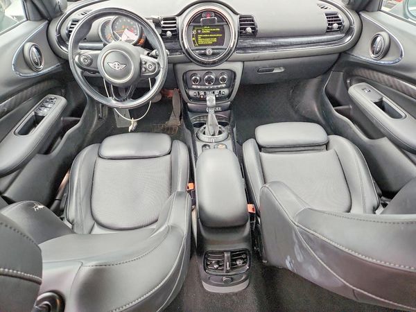 2017 MINI COOPER