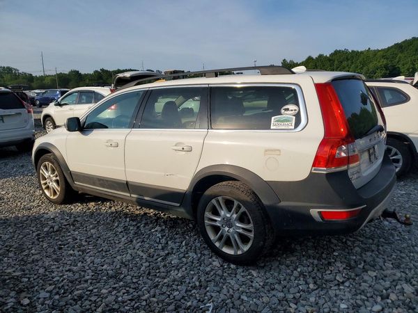 2016 VOLVO XC70