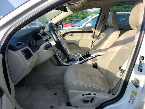 2016 VOLVO XC70