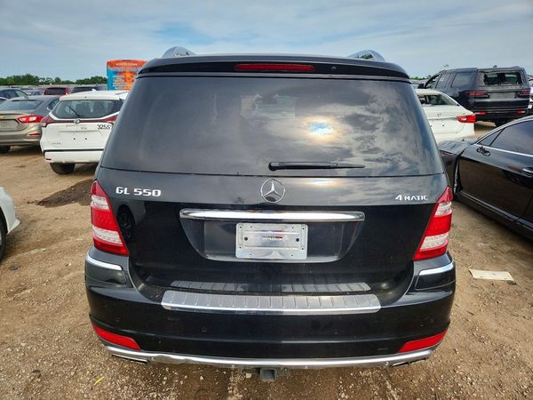 2012 MERCEDES-BENZ GL GL550 4-MATIC