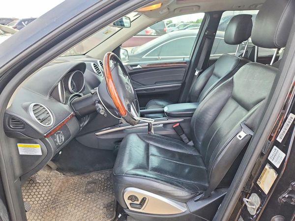 2012 MERCEDES-BENZ GL GL550 4-MATIC