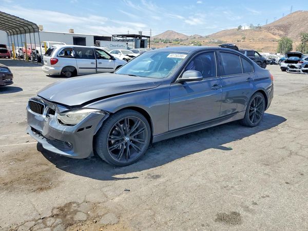 2015 BMW 320