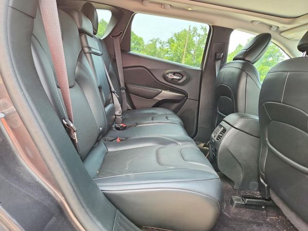 2019 JEEP CHEROKEE LIMITED 4X4