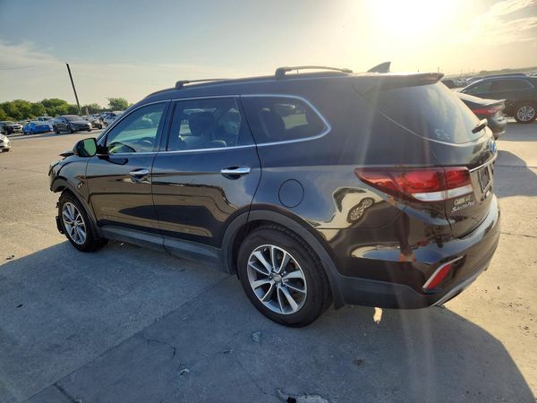 2018 HYUNDAI SANTA FE SE Base