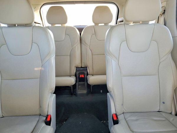 2020 VOLVO XC90 Inscription