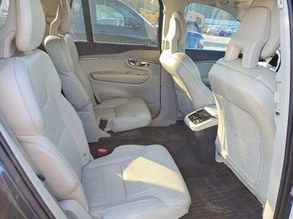 2020 VOLVO XC90 Inscription