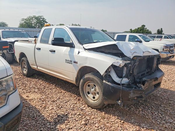 2014 RAM 1500 ST QUAD CAB 4X4