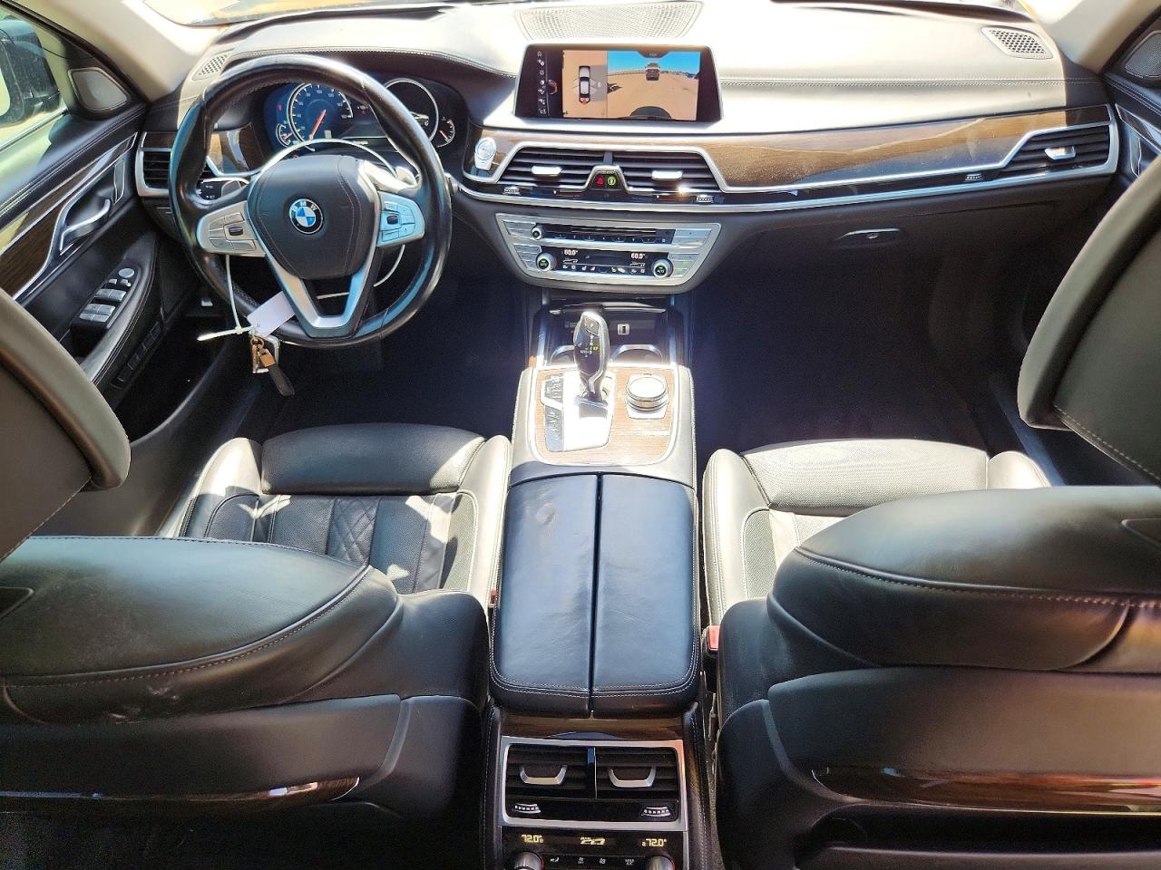 2016 BMW 750 xDrive