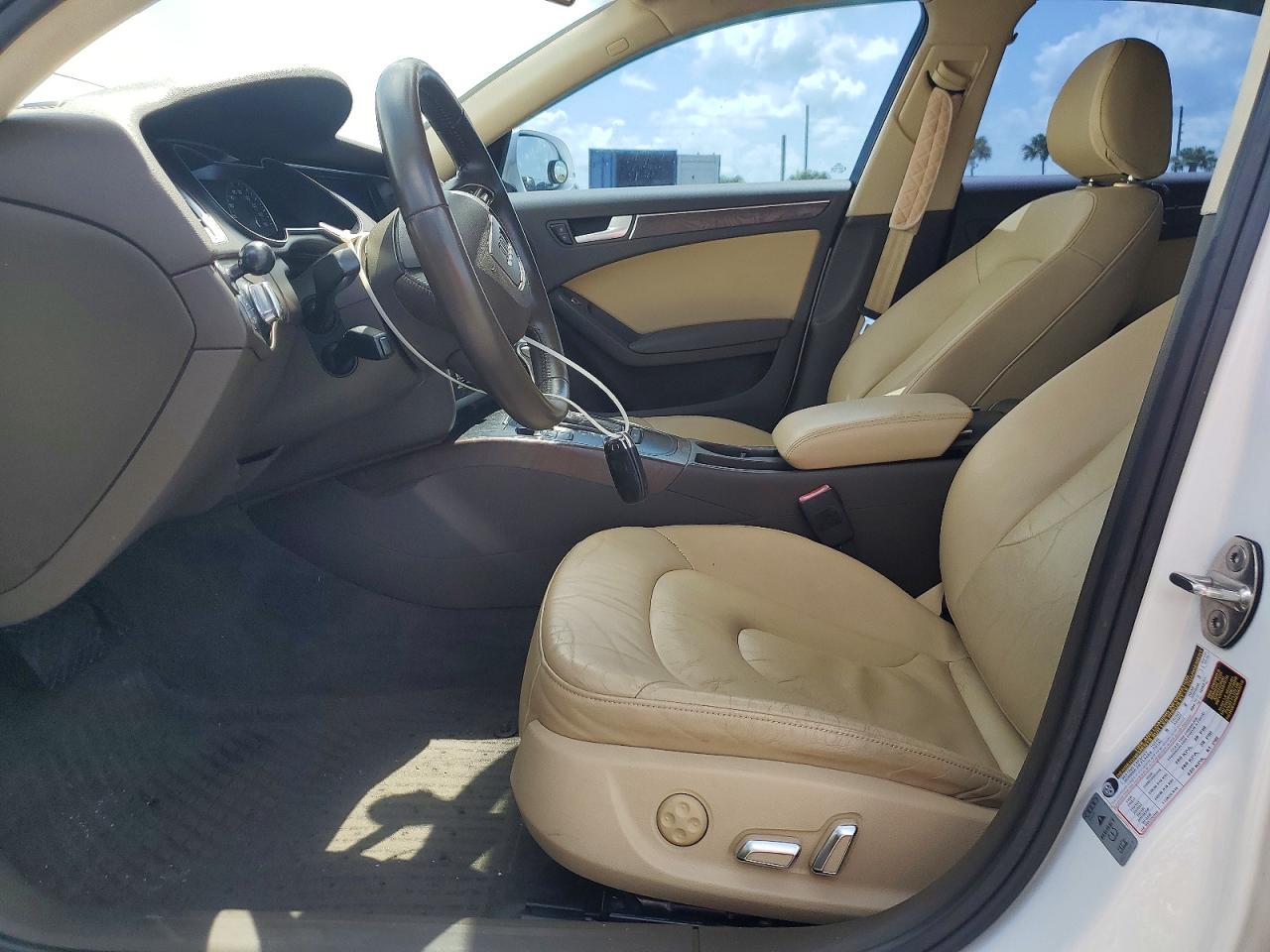 2014 AUDI A4 Premium