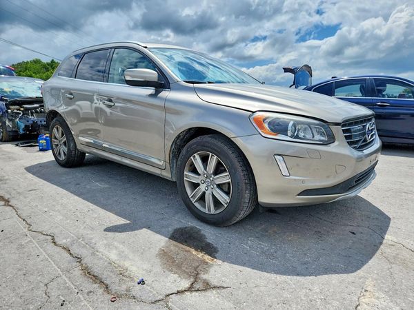 2016 VOLVO XC60