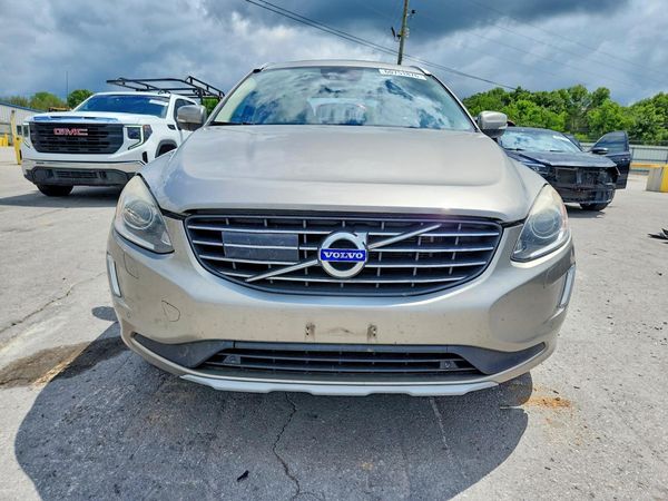 2016 VOLVO XC60