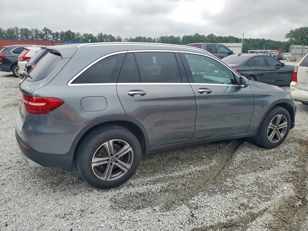 2019 MERCEDES-BENZ GLC GLC 300-4M