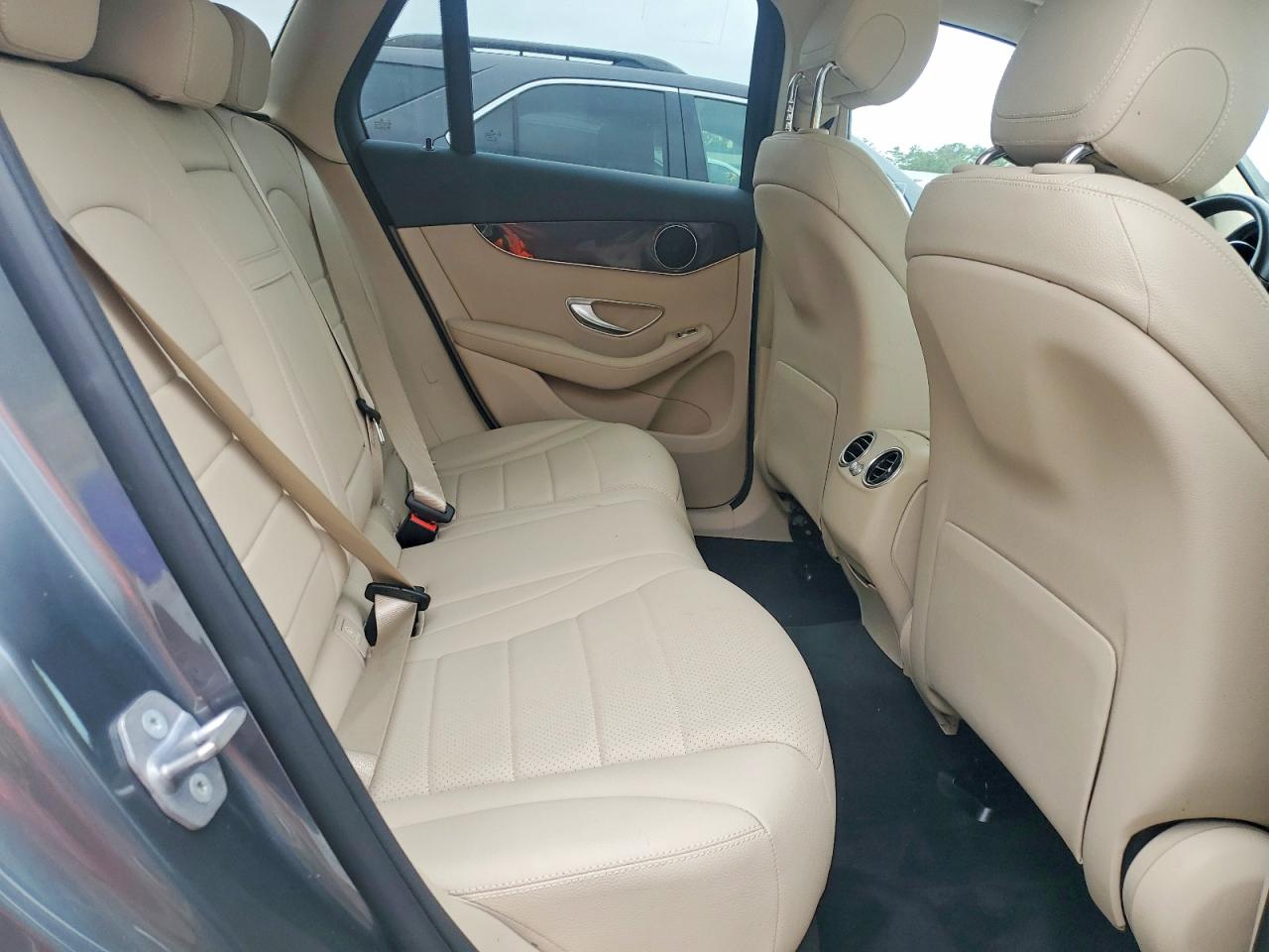 2019 MERCEDES-BENZ GLC GLC 300-4M
