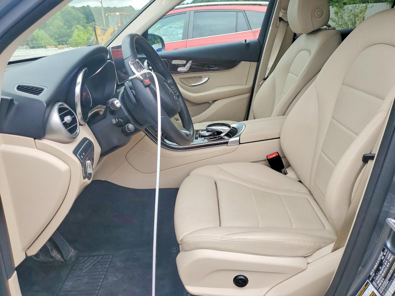 2019 MERCEDES-BENZ GLC GLC 300-4M