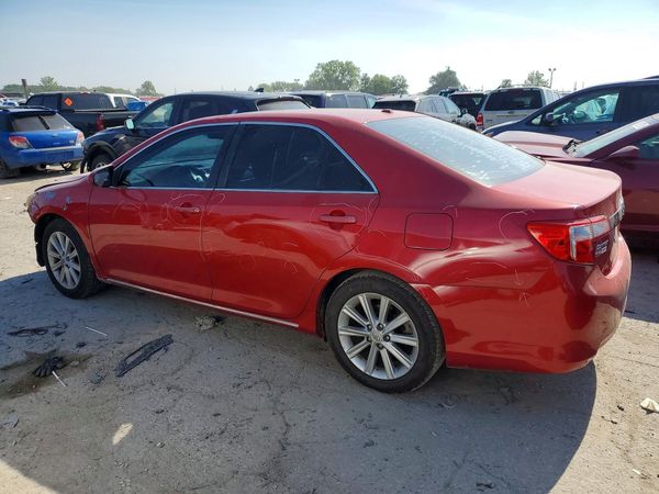 2012 TOYOTA CAMRY