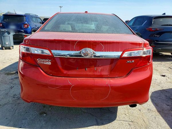 2012 TOYOTA CAMRY