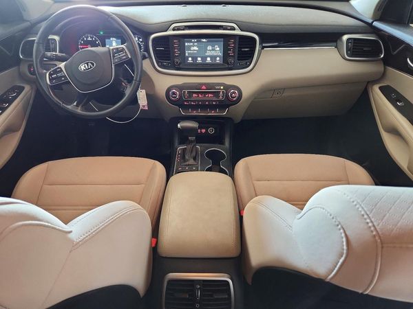 2019 KIA SORENTO L, LX, S