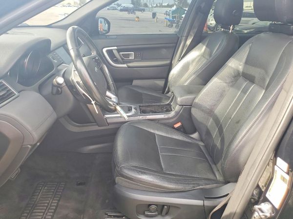 2019 LAND ROVER DISCOVERY HSE/Landmark Edition — DENT