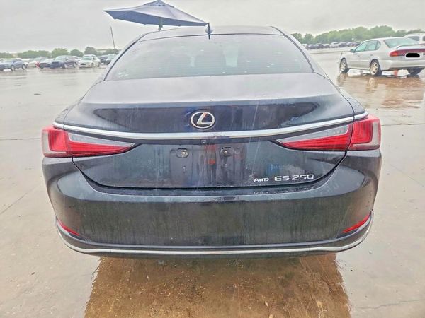 2021 LEXUS ES 250 350 Premium