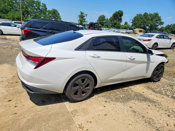 2022 HYUNDAI ELANTRA SEL w/Convenience Pkg