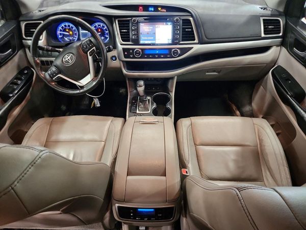 2018 TOYOTA HIGHLANDER SE/XLE