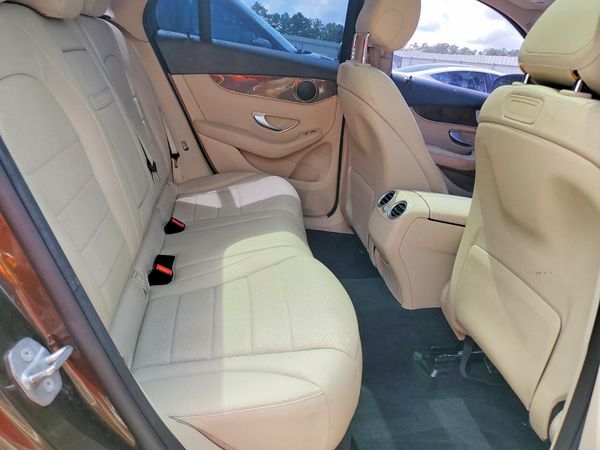 2018 MERCEDES-BENZ GLC GLC300