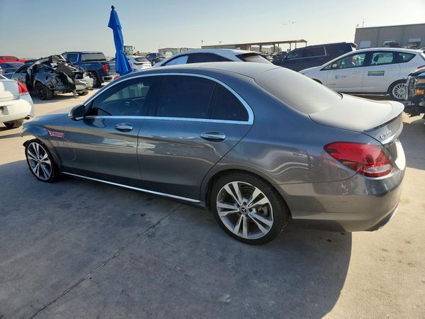 2018 MERCEDES-BENZ C C300