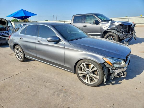 2018 MERCEDES-BENZ C C300