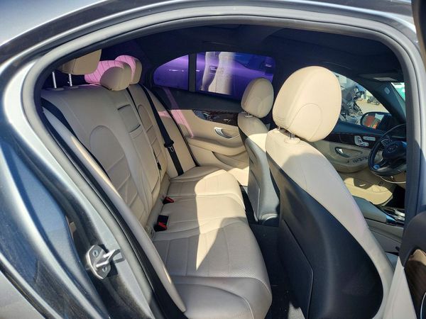 2018 MERCEDES-BENZ C C300