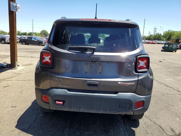 2019 JEEP RENEGADE TRAILHAWK 4X4