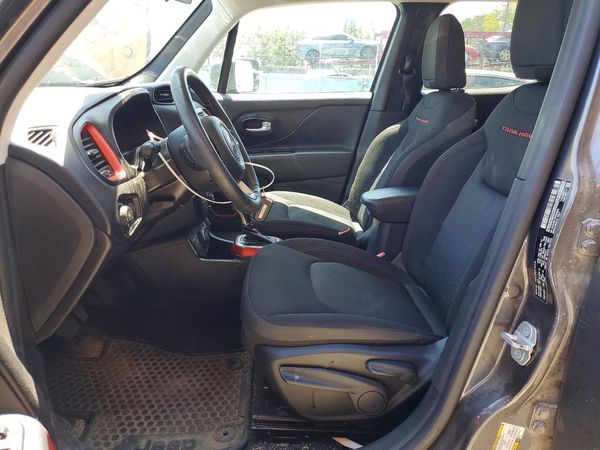 2019 JEEP RENEGADE TRAILHAWK 4X4