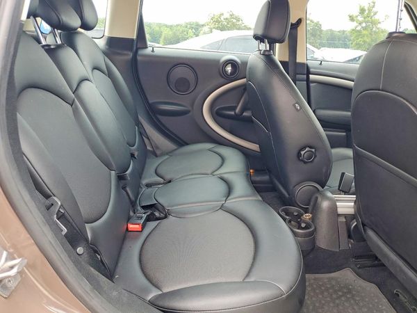 2015 MINI COOPER