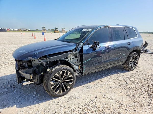 2026 VOLVO XC90