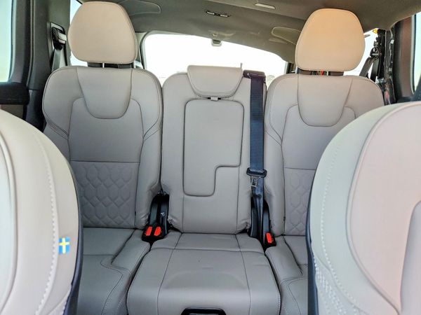 2026 VOLVO XC90 Plus Bright
