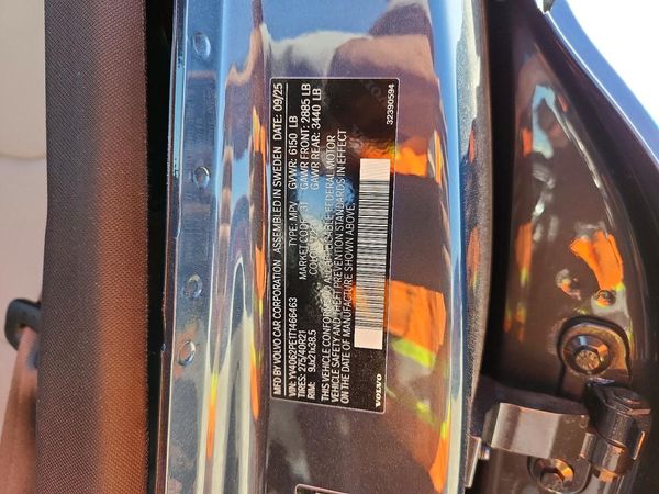 2026 VOLVO XC90 Plus Bright