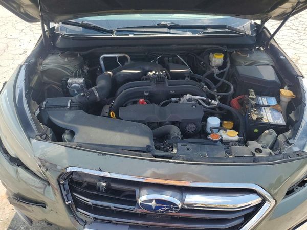 2018 SUBARU OUTBACK Premium