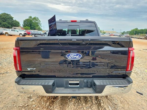 2025 FORD F150 Lariat