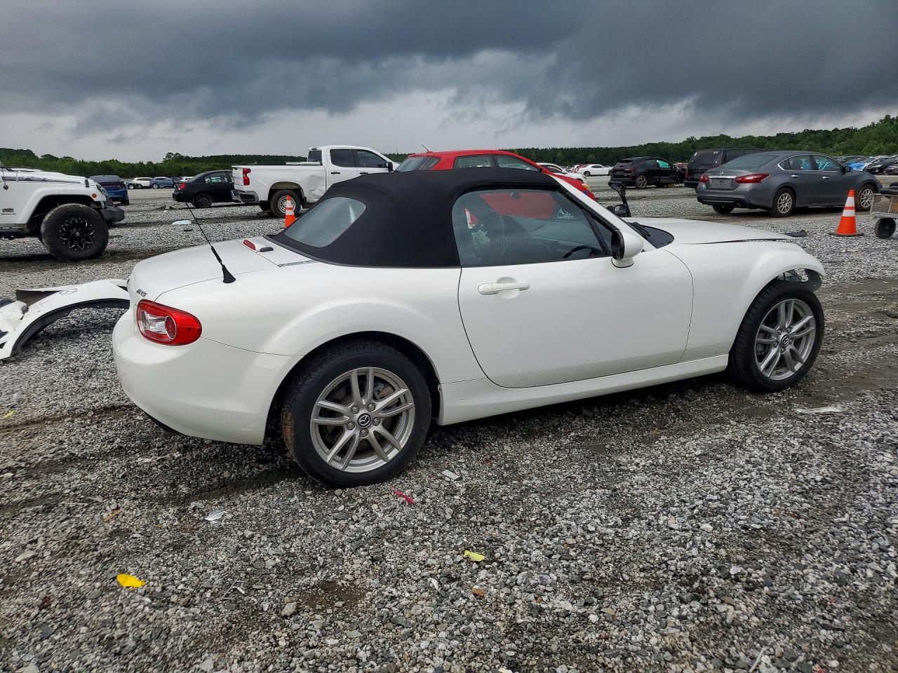 2015 MAZDA MX-5 MIATA Sport/GX