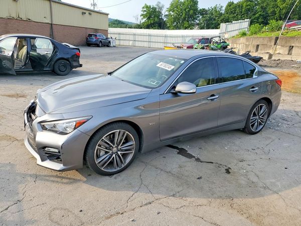 2017 INFINITI Q50