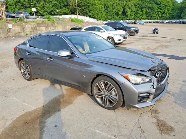 2017 INFINITI Q50