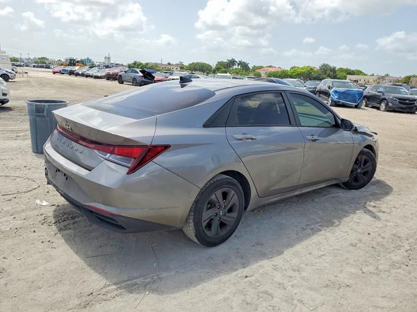 2021 HYUNDAI ELANTRA