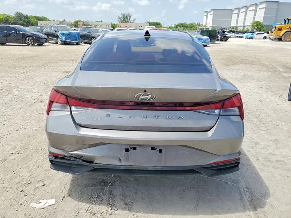 2021 HYUNDAI ELANTRA
