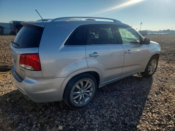 2013 KIA SORENTO SX
